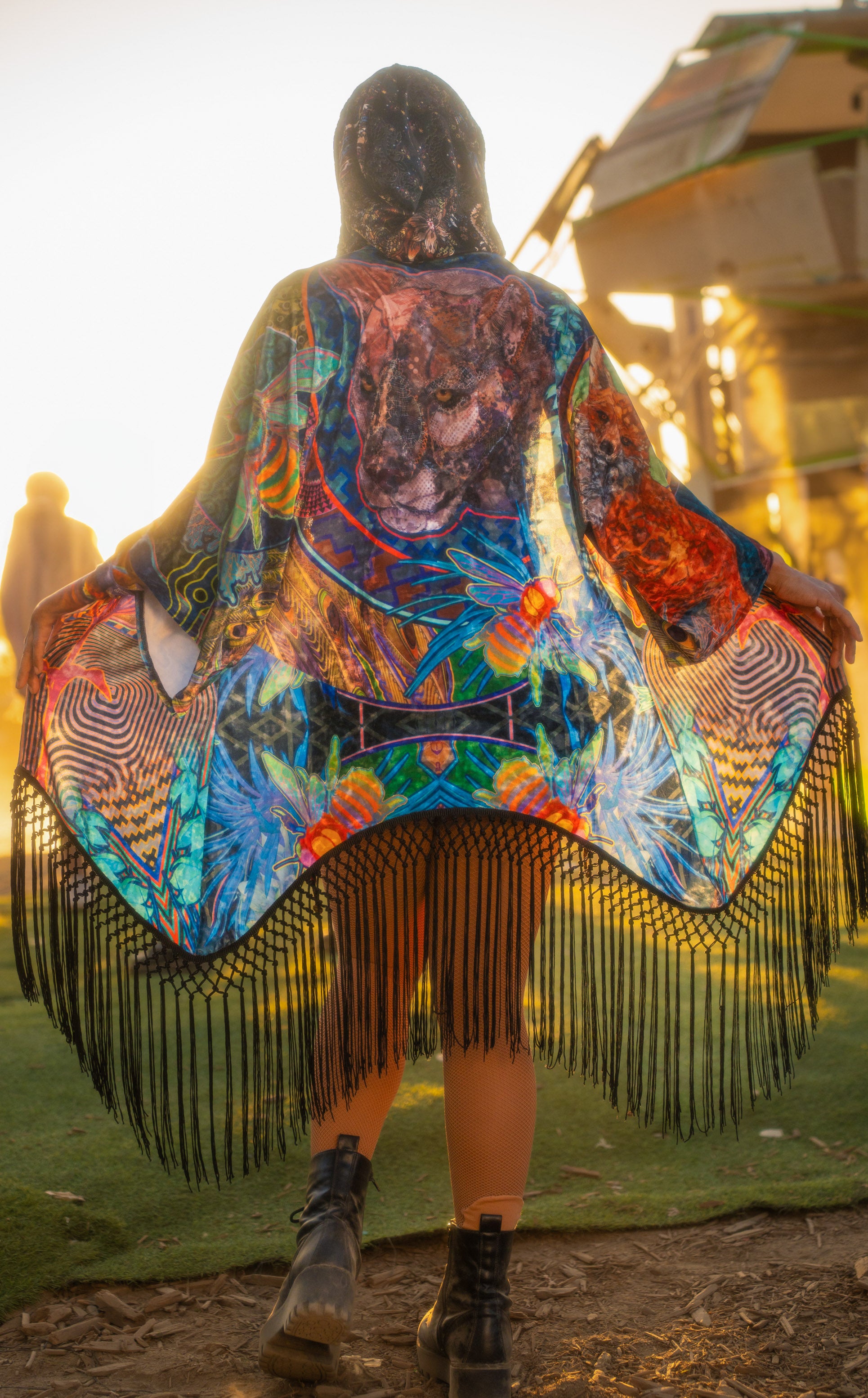 アート・デザイン・音楽 SUMITHONIAN FASHION Android Jones Kimono Santa Clara - Warrior Within Designs