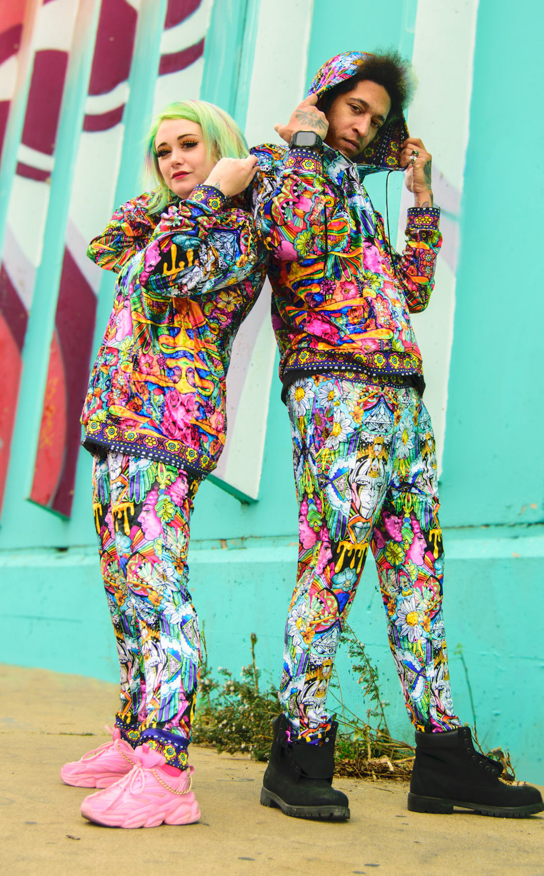 Ellie Paisley - Velvet Hoodie - Oil Spill