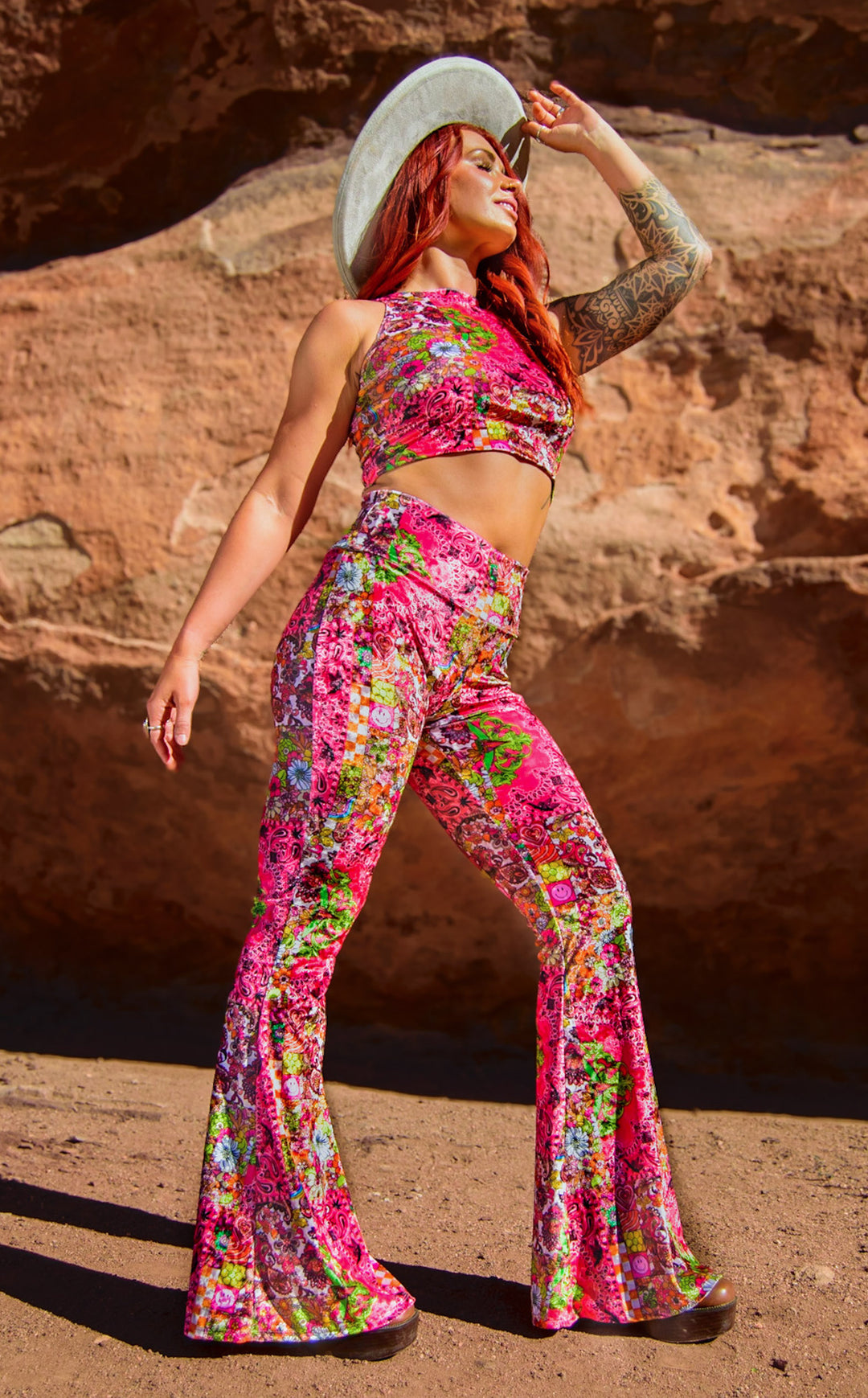 Ellie Paisley - Velvet Slim Bells - Pink Paisley