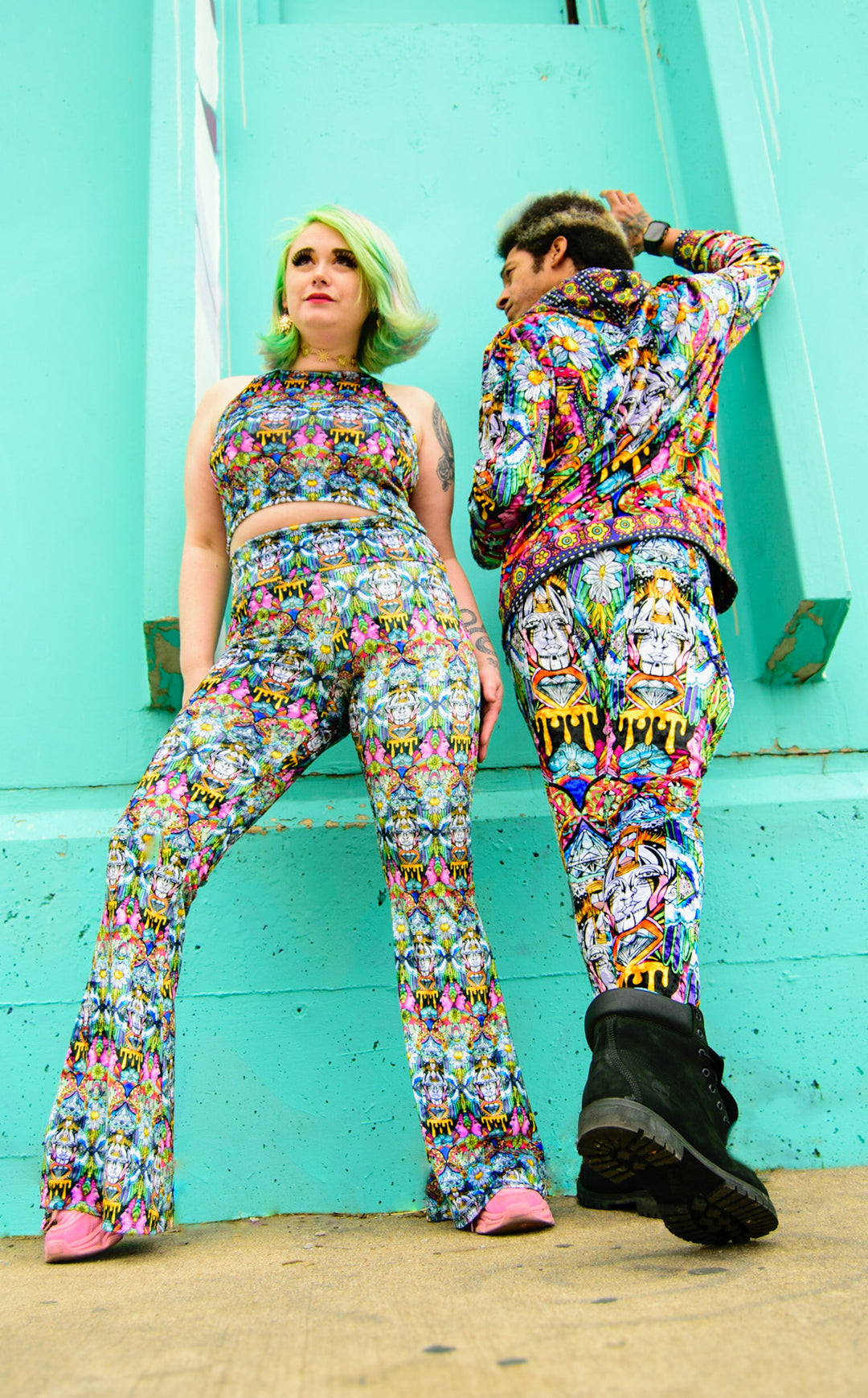 Ellie Paisley - Velvet Hoodie - Oil Spill