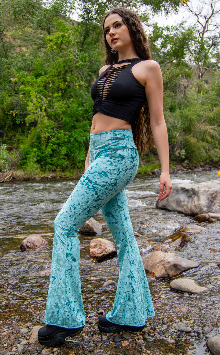 Sea Foam Velvet Slim Bell