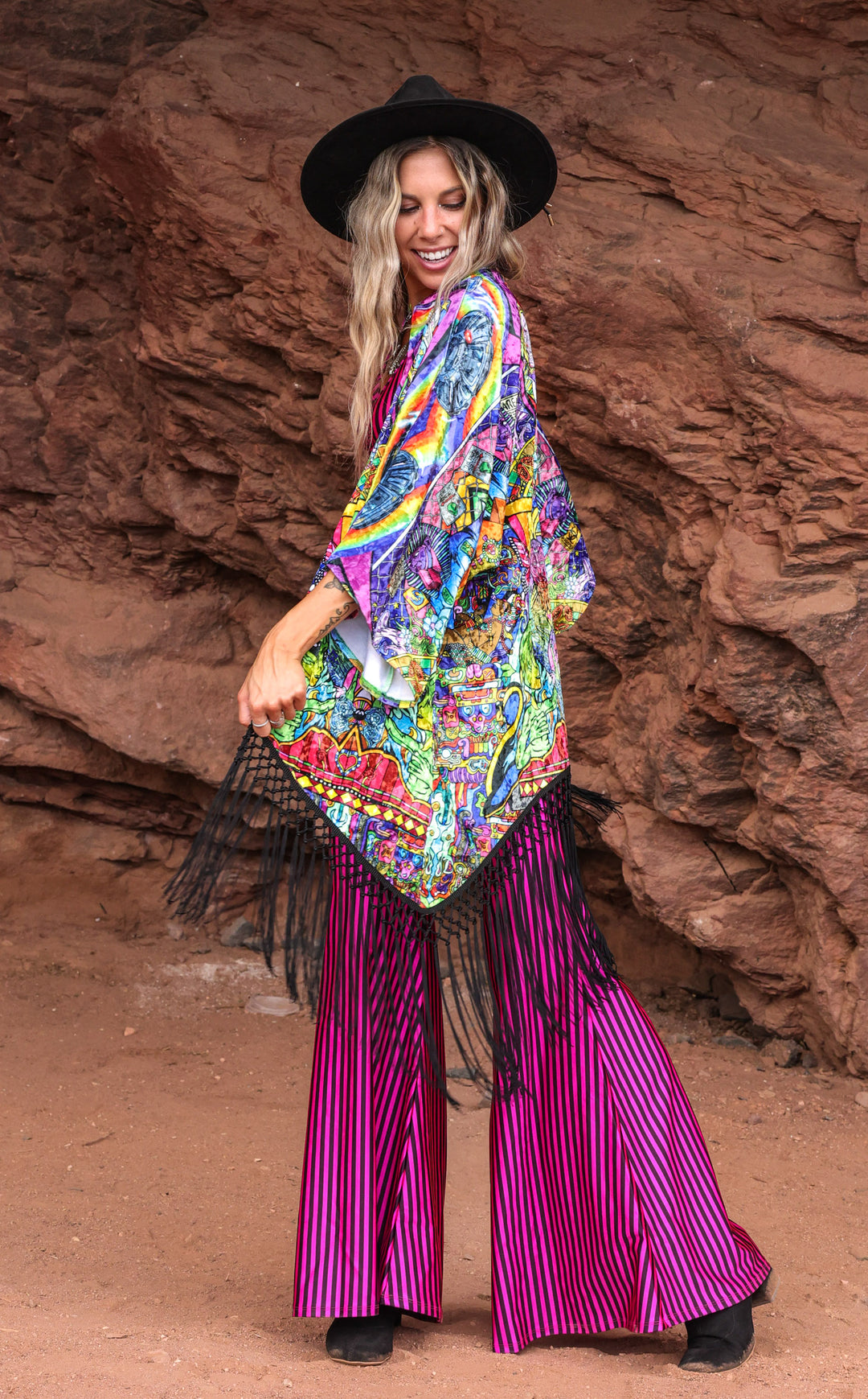 Ellie Paisley Kimono VELVET - Alien Rising