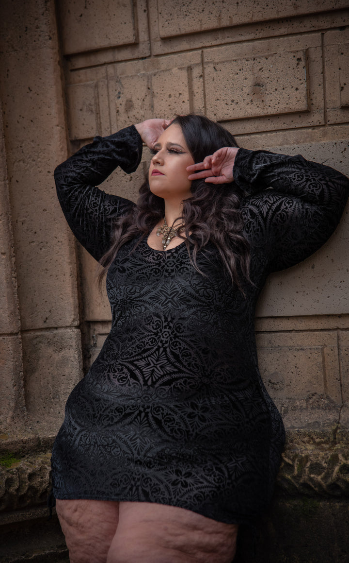 Burnout Velvet Sleeved Echo Cinch Dress x 3 Colors