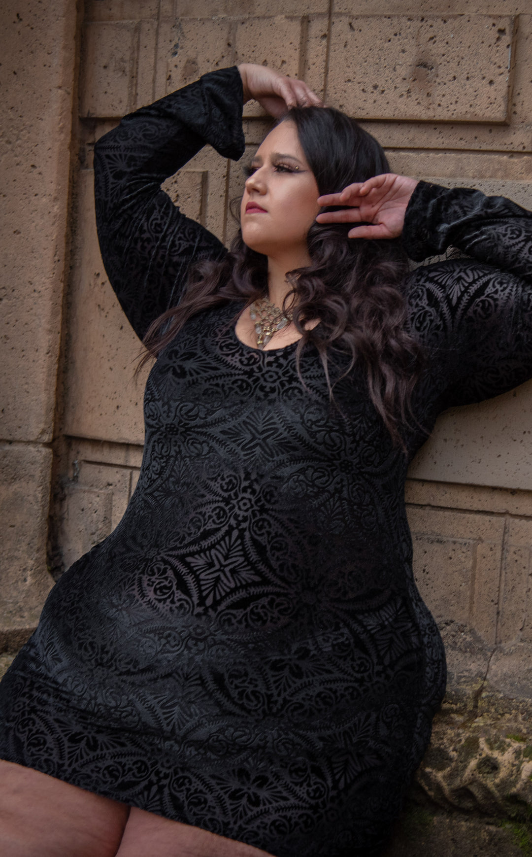 Burnout Velvet Sleeved Echo Cinch Dress x 3 Colors