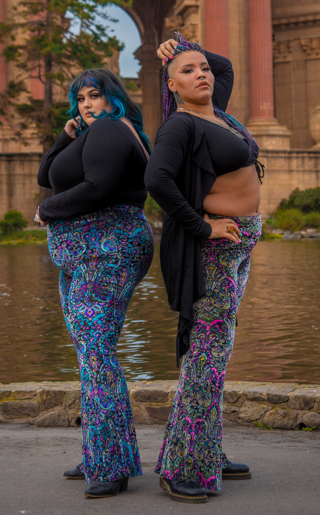 Paisley Burnout Velvet Slim Bells x 2 Colors -