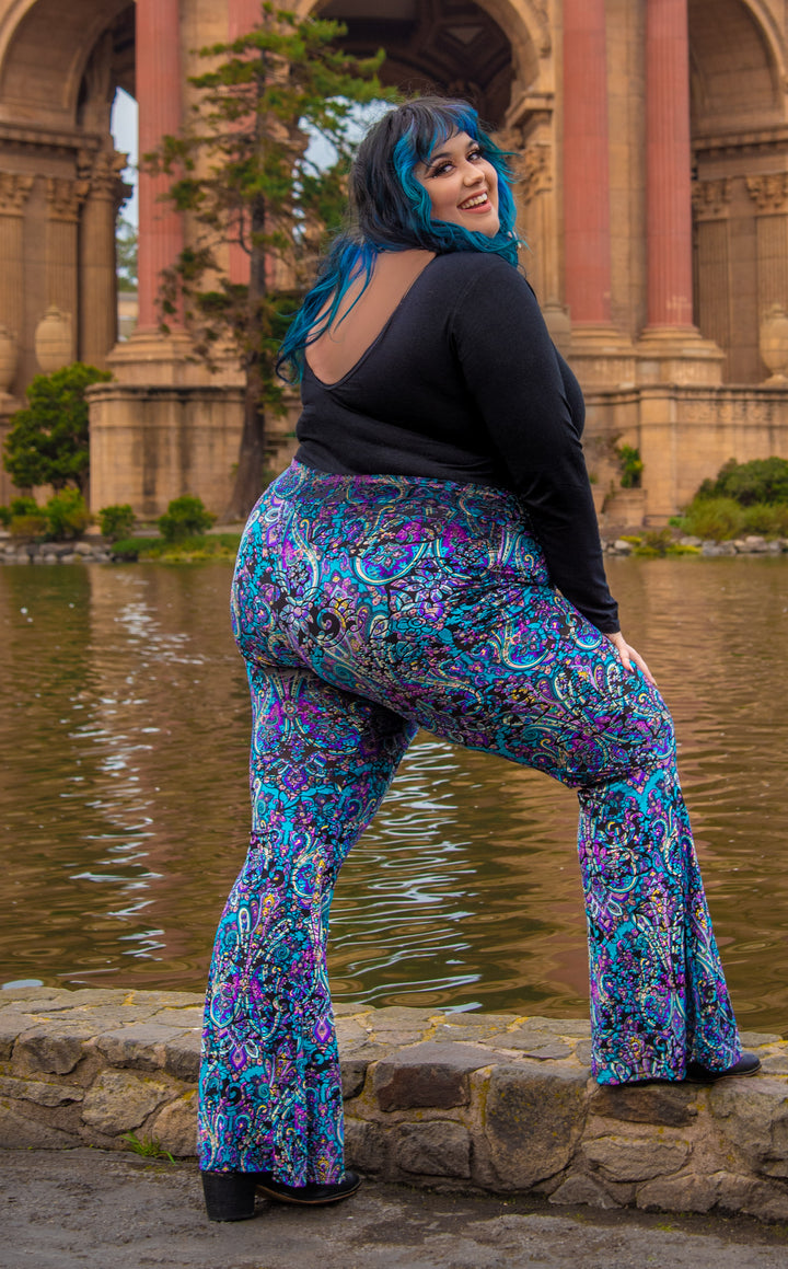 Paisley Burnout Velvet Slim Bells x 2 Colors -