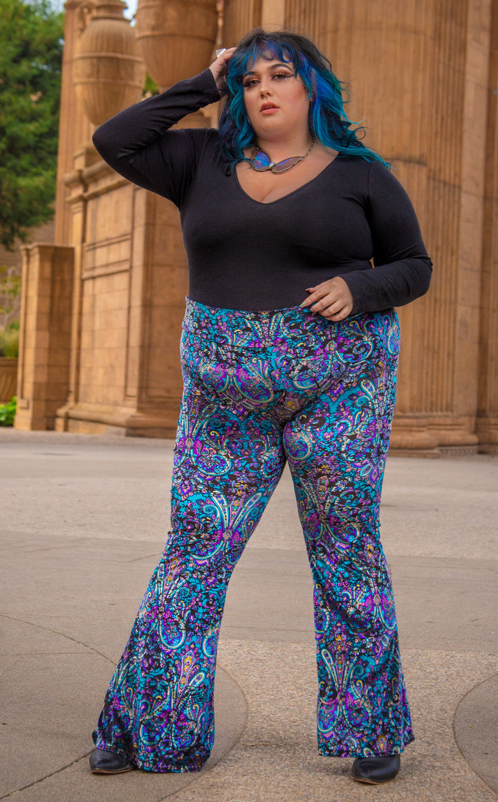 Paisley Burnout Velvet Slim Bells x 2 Colors -