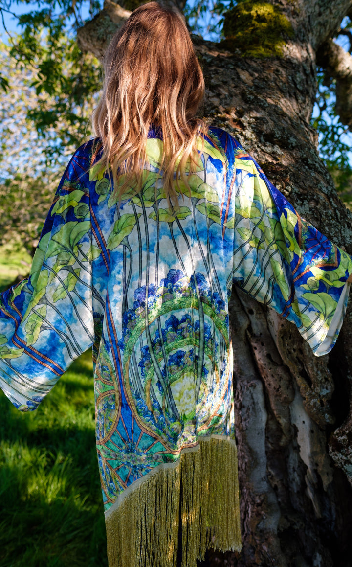 Worlds of Growth VELVET Kimono x Sweet Melis -