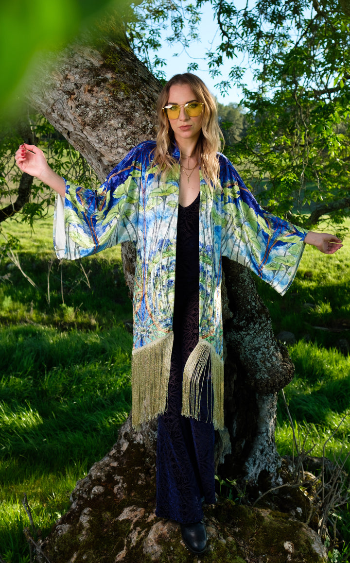 Worlds of Growth VELVET Kimono x Sweet Melis -