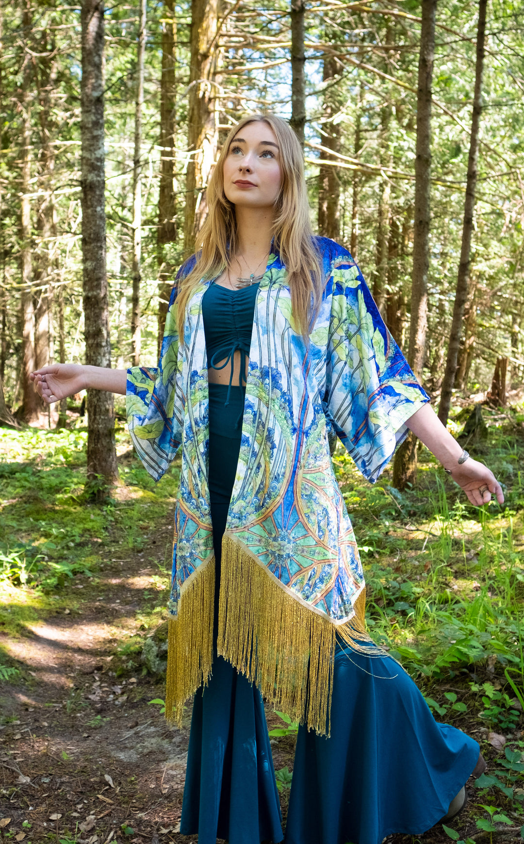 Worlds of Growth VELVET Kimono x Sweet Melis -