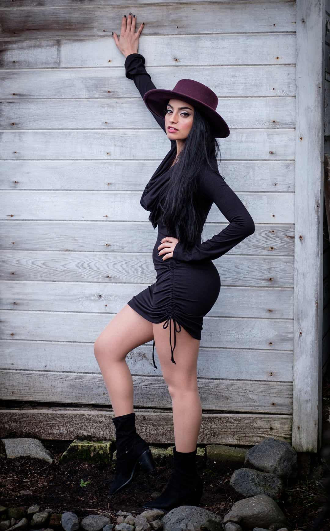 Black Bamboo Sleeved Huntress Cinch Dress