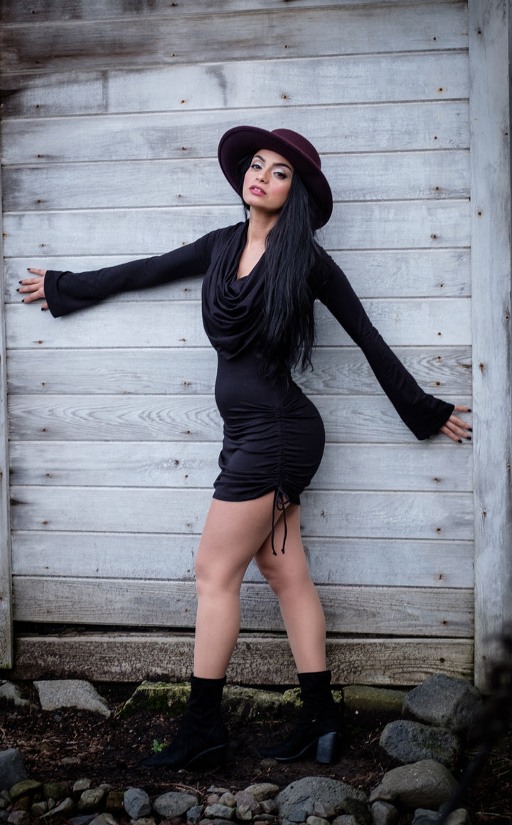 Black Bamboo Sleeved Huntress Cinch Dress